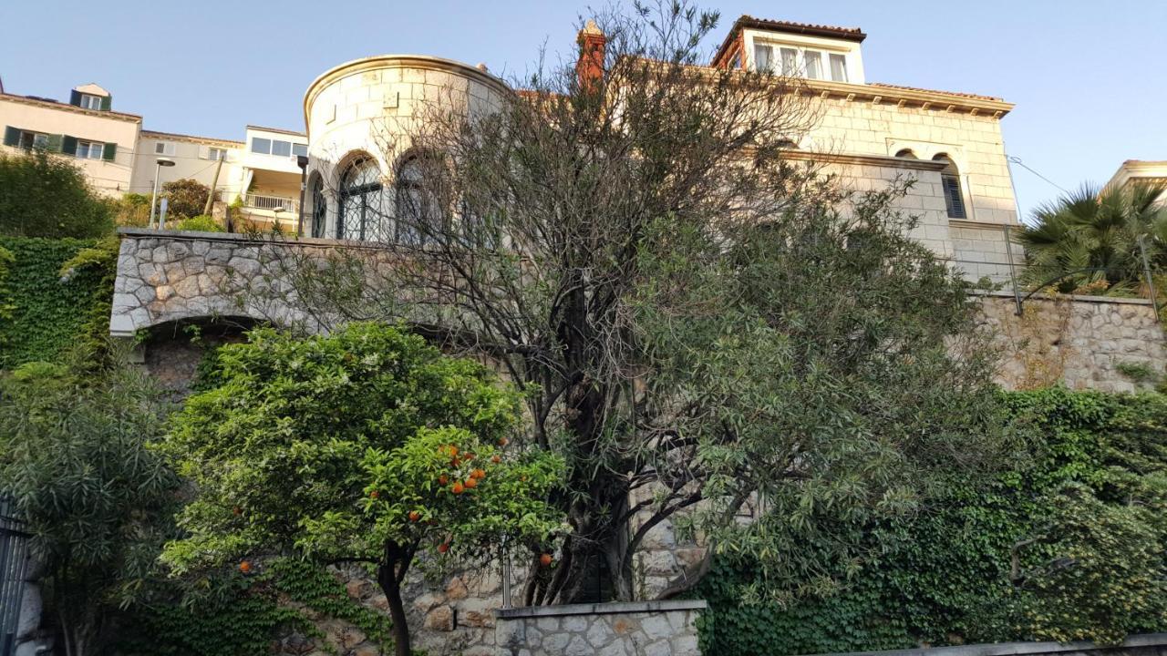 Central Apartment With Terrace Dubrovnik Exterior photo